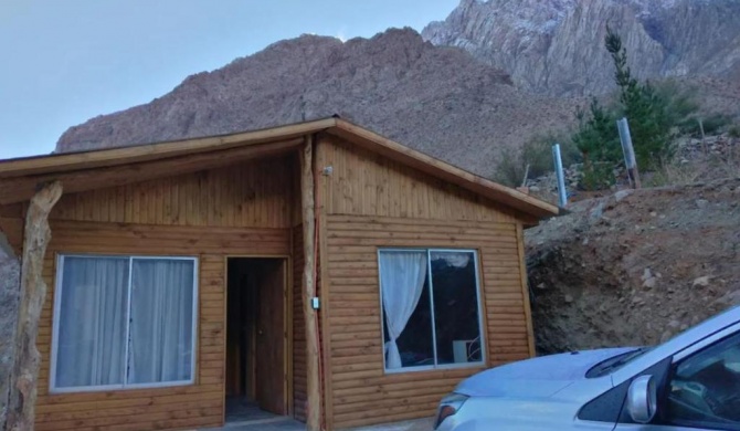 CABAÑA PARA 4 PERSONAS, VALLE DE ELQUI-COCHIGUAZ