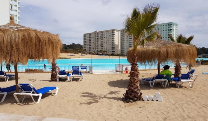 Laguna Bahía, Algarrobo