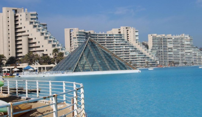 San Alfonso del Mar, Algarrobo