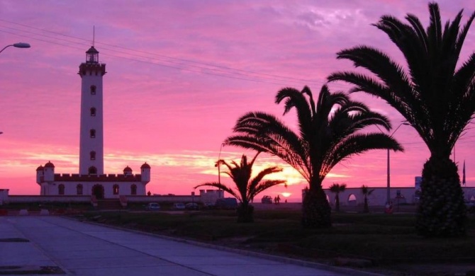 Cozy apt next to the beach / depto cercano a playa