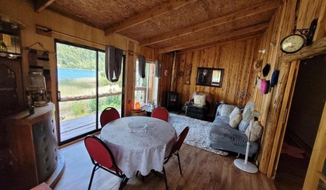 Casa a orillas del Lago Totoral