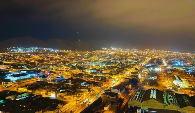 VISTA LA CIUDAD Y MAR PISO ALTO 1D