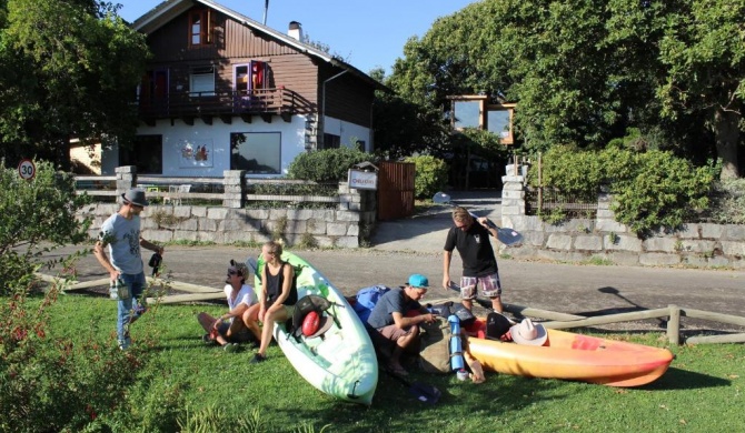 Chili Kiwi Lakefront Backpackers