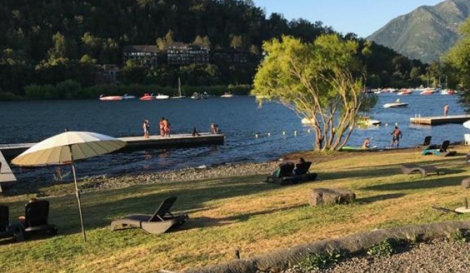 Parque Pinares Pucón Hermoso Departamento Primera Línea con vista y acceso al lago