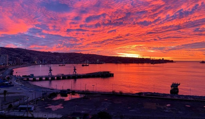 2D2B Depto TOP1, Terraza con Vista al Mar Valparaíso Equipo HOM